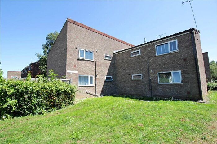 1 Bedroom Flat To Rent In Wayletts, Basildon, Essex, SS16