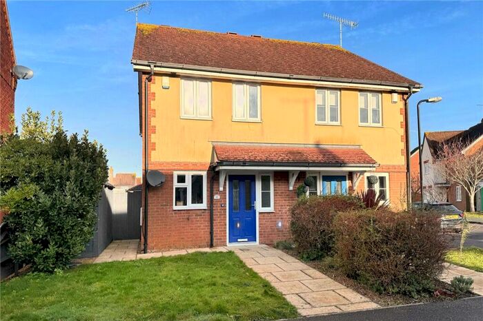 2 Bedroom Semi-Detached House To Rent In Bramley Way, Angmering, West Sussex, BN16