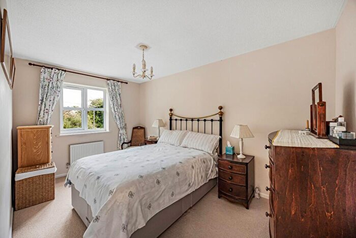 3 Bedroom Semi-Detached House For Sale In Braybrooke Close, Tetbury, GL8