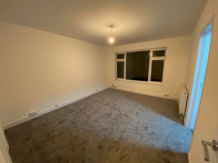 1 Bedroom Flat To Rent In Vicarage Lane, Gravesend, DA12