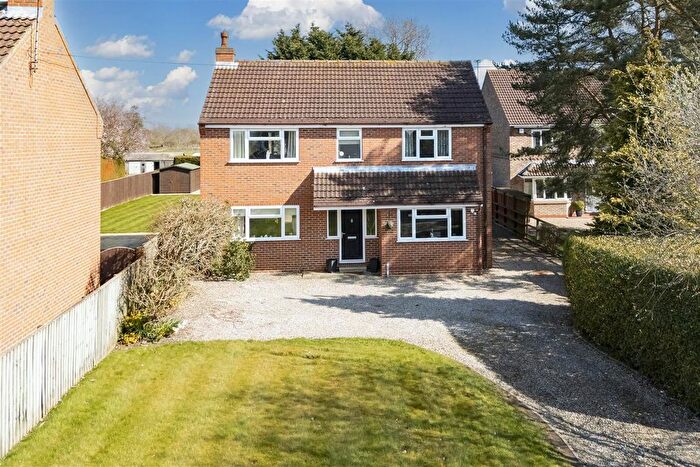 4 Bedroom Detached House For Sale In Bielby, York, YO42