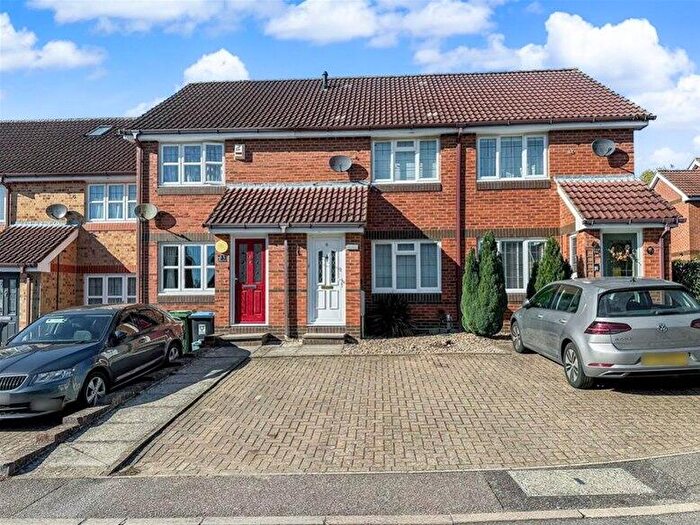 2 Bedroom House To Rent In Sandalls Spring, Gadebridge, Hemel Hempstead, HP1