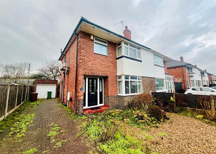 3 Bedroom Semi Detached House For Sale In Melbourne Road, Wakefield, WF1