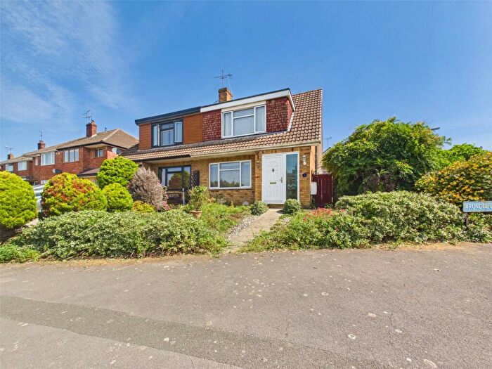 3 Bedroom Semi Detached House For Sale In Bodiam Avenue, Tuffley, Gloucester, Gloucestershire, GL4