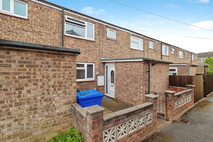 3 Bedroom Terraced House For Sale In Wimborne Close, Bransholme, Hull, HU7