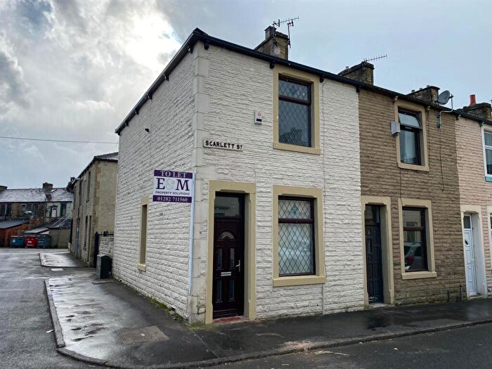 2 Bedroom End Of Terrace House To Rent In Scarlett Street, Burnley, BB11