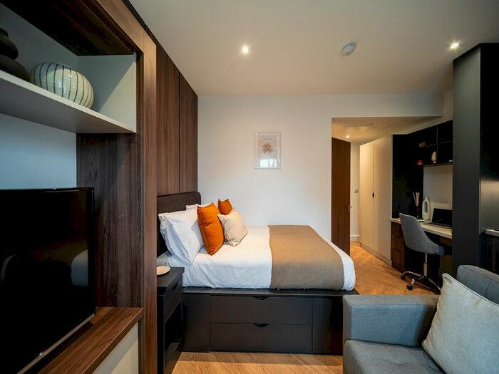 Studio To Rent In Westgate, Leeds, #, LS1