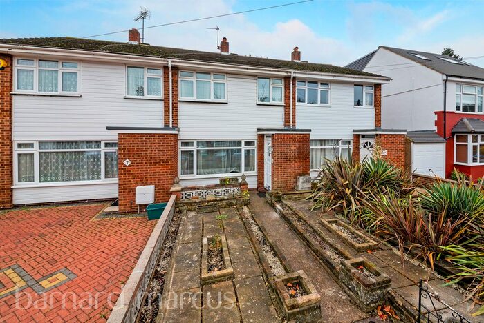 3 Bedroom Property To Rent In Rose Avenue, Morden, SM4