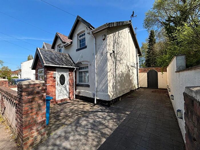 2 Bedroom Semi-detached House To Rent In Baileys Lane, Halewood, Liverpool, L26
