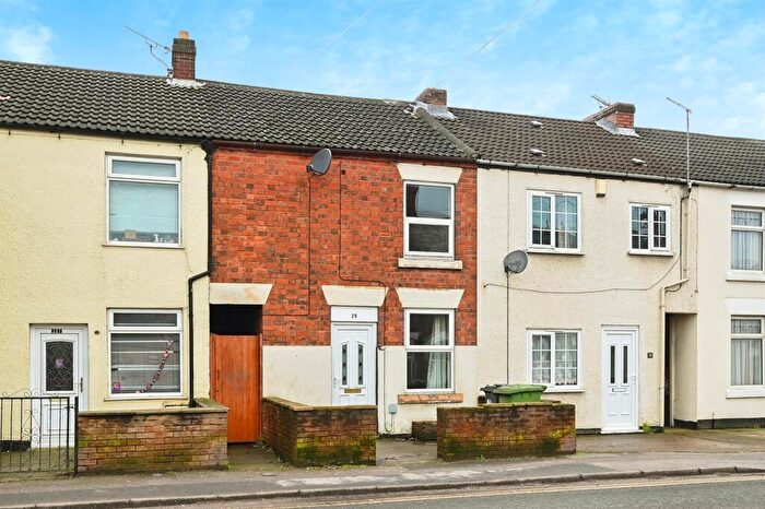 2 Bedroom House To Rent In High Street, Codnor, Ripley, DE5