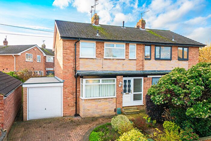 3 Bedroom Semi Detached House For Sale In Woodlands Walk, Harrogate, HG2