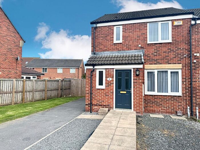 3 Bedroom End Of Terrace House To Rent In Stanway Close, Ingleby Barwick, Stockton-On-Tees, TS17