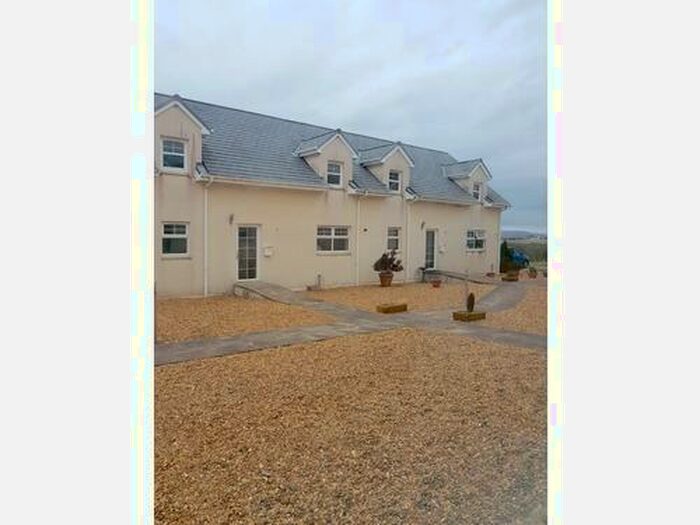 4 Bedroom Terraced House To Rent In Barlosh Court, Ochiltree, KA18