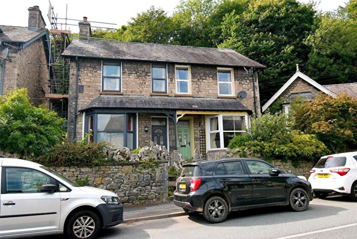 3 Bedroom Semi-Detached House To Rent In Burneside Road, Kendal, Cumbria, LA9