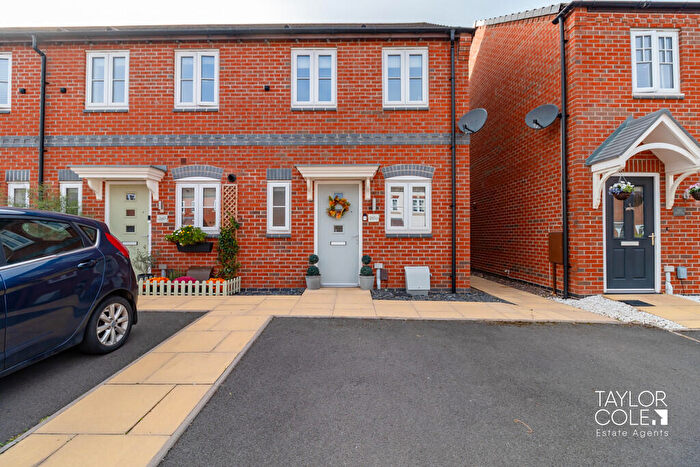 2 Bedroom End Of Terrace House For Sale In Meadow Way, Tamworth, B79