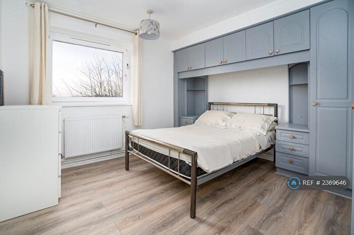 3 Bedroom Flat To Rent In Landseer Court, London, N19