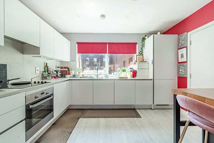 2 Bedroom Flat To Rent In Eastman Village, Harrow, HA1