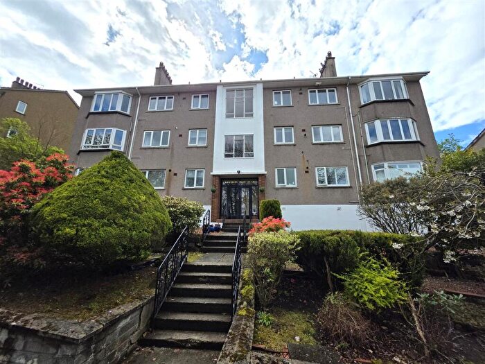 2 Bedroom Apartment To Rent In Greenbank Crescent, Hill Crescent, Clarkston, Glasgow, G76