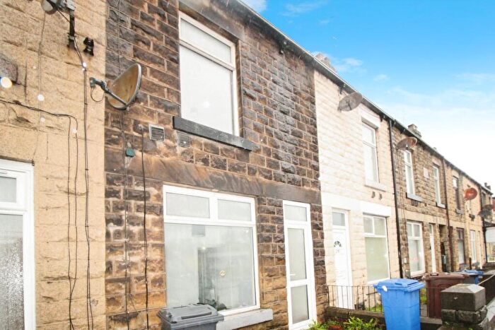 3 Bedroom Terraced House For Sale In Penistone Road North, Sheffield, South Yorkshire, S6