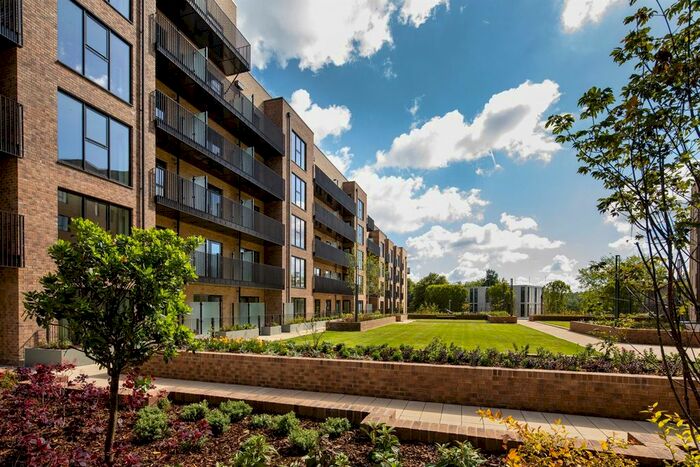 1 Bedroom Flat To Rent In St. Andrews Road, Uxbridge, UB10