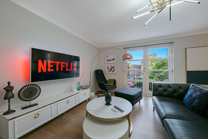 3 Bedroom Flat To Rent In Dee Street, Aberdeen, AB11