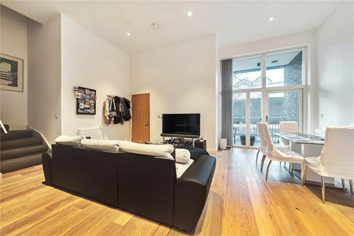 2 Bedroom Apartment To Rent In Maud Street, London, E16