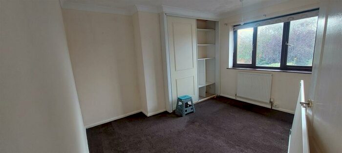 4 Bedroom Semi-Detached House To Rent In Thornleigh Dr, Orton Longueville, Peterborough, PE2