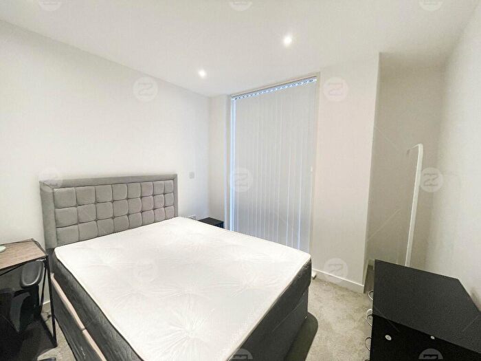 2 Bedroom Apartment To Rent In Burlington Square, Boundary Lane, Manchester, Greater Manchester, M15