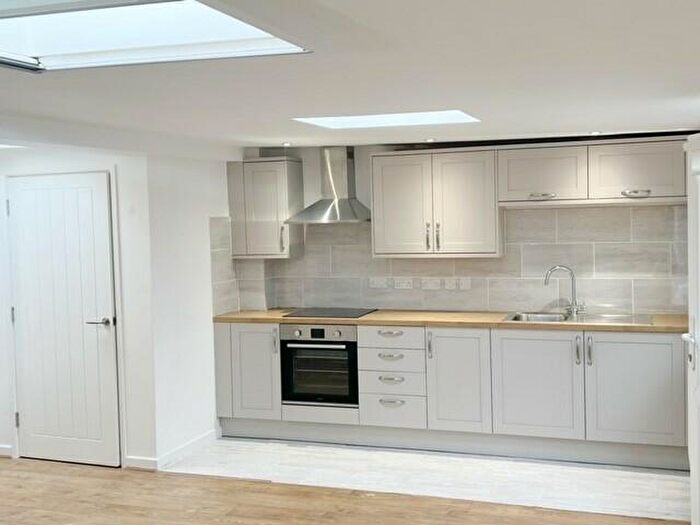 1 Bedroom Apartment To Rent In High Street, Cricklade, SN6