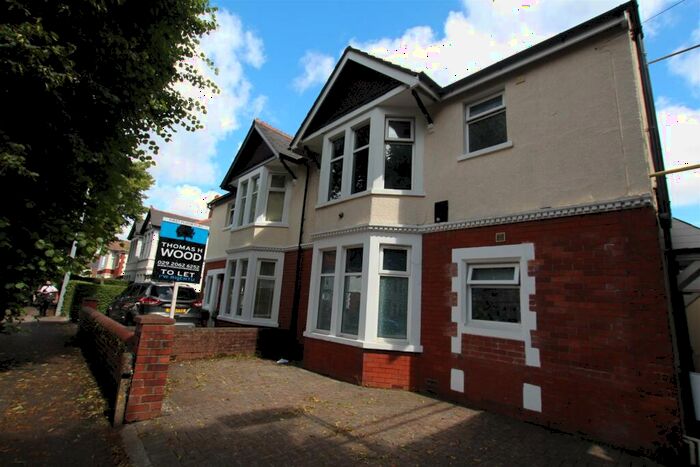 2 Bedroom Flat To Rent In Kelston Road, Whitchurch, Cardiff, CF14