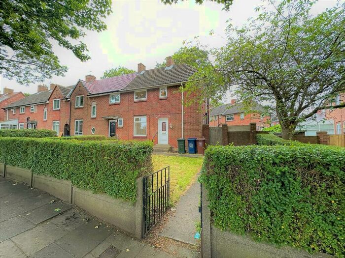 3 Bedroom Semi-Detached House To Rent In Lonnen Avenue, Fenham, Newcastle Upon Tyne, NE4