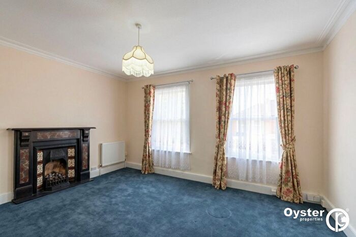 1 Bedroom Flat To Rent In Westbury Road, London, N11