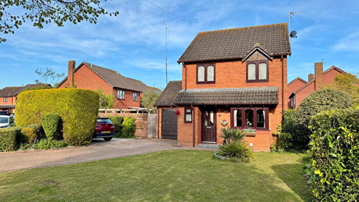 4 Bedroom Detached House For Sale In The Martins, Thatcham, RG19