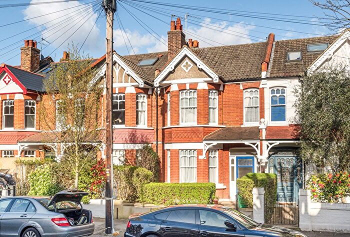3 Bedroom Terraced House For Sale In Heythorp Street, London, SW18