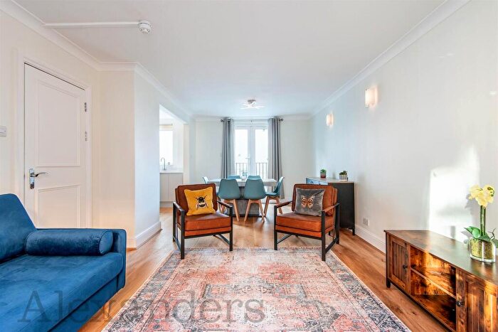 5 Bedroom Terraced House To Rent In Westburn Mews, North Maida Vale, London, NW6