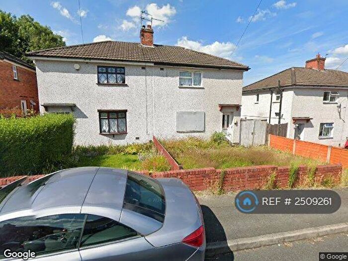 3 Bedroom Semi-Detached House To Rent In Wrens Hill Road, Dudley, DY1