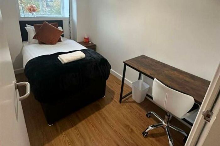 1 Bedroom Flat For Sale In Cheapside, Bradford, BD1