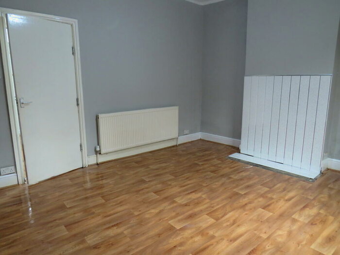 3 Bedroom House To Rent In Wolseley Terrace, Halifax, HX1