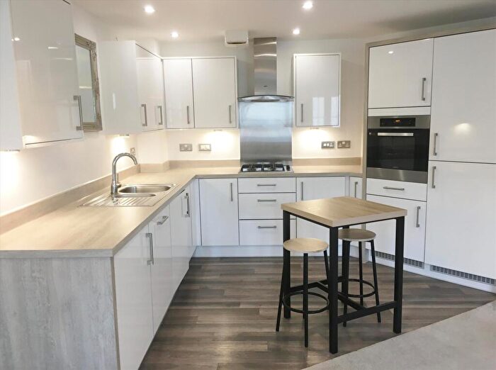 2 Bedroom Flat To Rent In Pottery Gardens, Lancaster, LA1