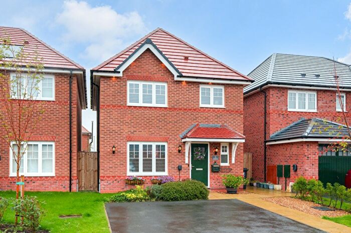 3 Bedroom Detached House For Sale In Finch Road, Burscough, L40