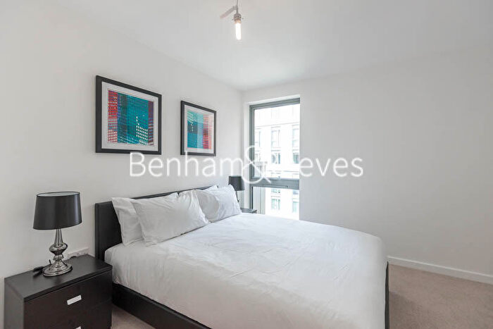 1 Bedroom Apartment To Rent In Mellor House, Canary Wharf, E14