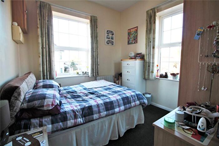 1 Bedroom Flat To Rent In Winchester Road, Bishops Waltham, Southampton, SO32