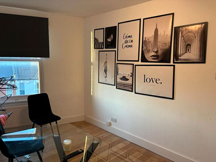 2 Bedroom Terraced House To Rent In Lillie Road, London, SW6