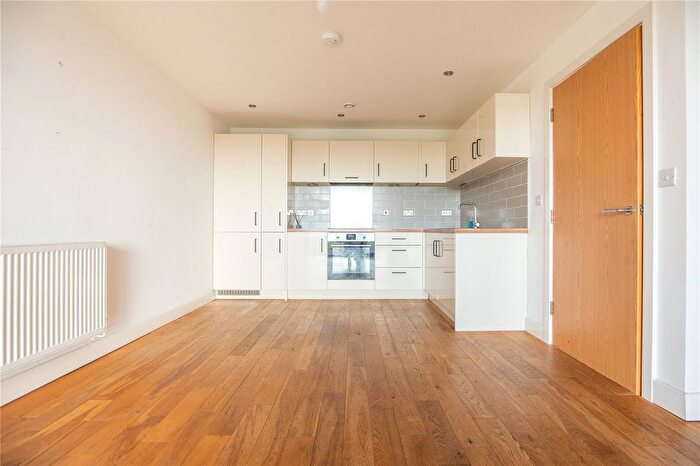 2 Bedroom Flat For Sale In College Road, Bishopston, Bristol, BS7