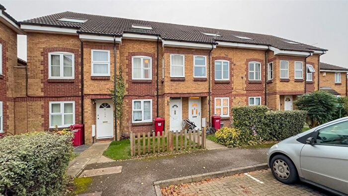 1 Bedroom Flat To Rent In Maplin Park, Langley, Slough, SL3