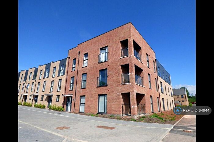 2 Bedroom Flat To Rent In Pinhoe, Exeter, EX4