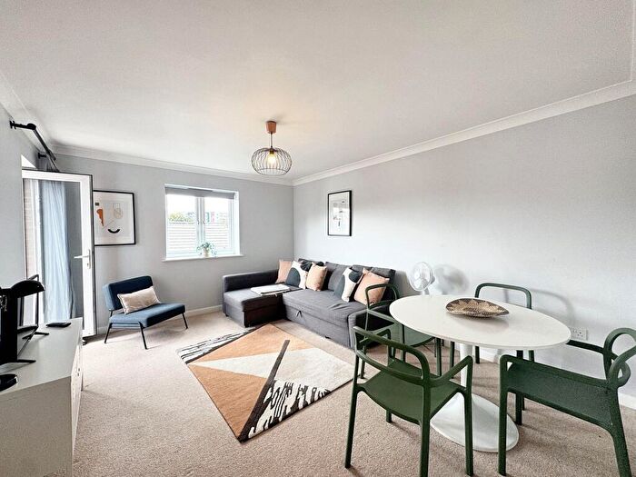 2 Bedroom Apartment To Rent In Poppleton Close, Coventry, CV1