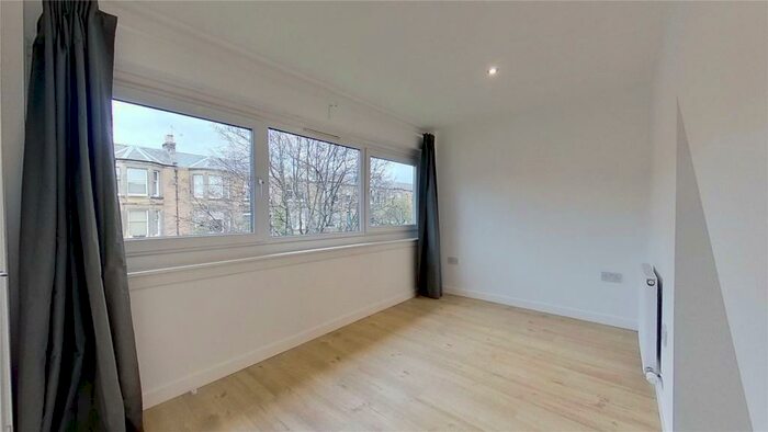 2 Bedroom Apartment To Rent In Comiston Drive, Edinburgh, EH10