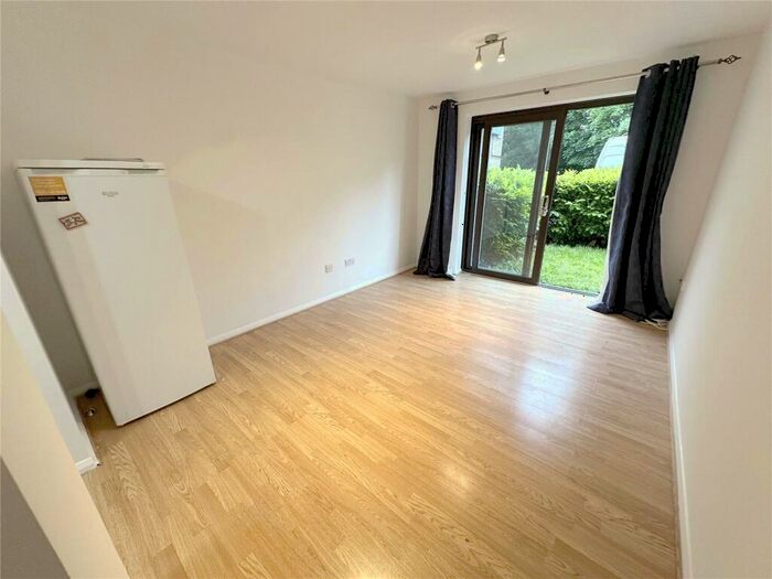 1 Bedroom Apartment To Rent In Mavis Court, Raven Close, Colindale, NW9