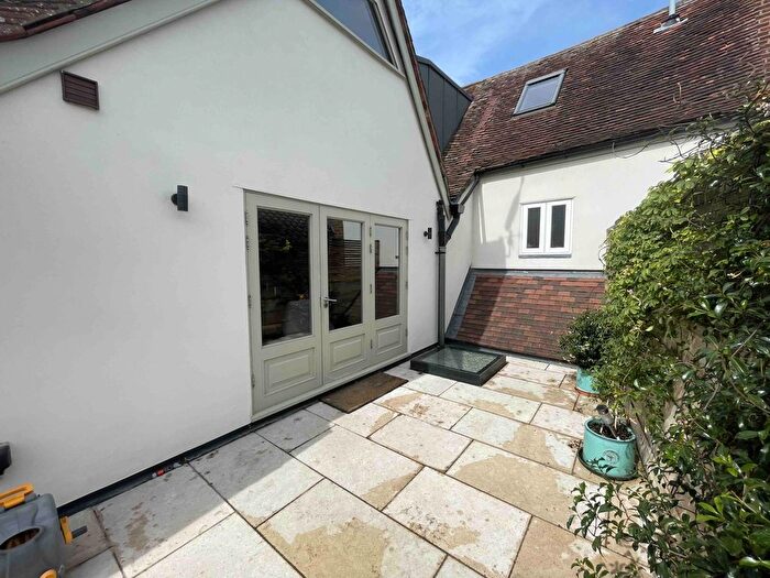 3 Bedroom Flat To Rent In Manningtree, CO11